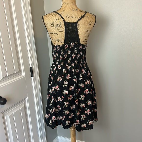 Xhilaration Dress large - Picture 4 of 8